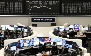 دويتشه بنك يقود الأسهم الأوروبية إلى الأعلى