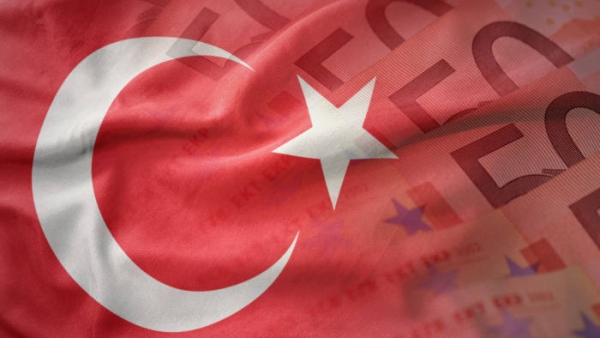 تركيا تتخلى عن الإشارة إلى &quot;التشديد النقدي&quot; وتكشف عن انخفاض احتياطي النقد الأجنبي