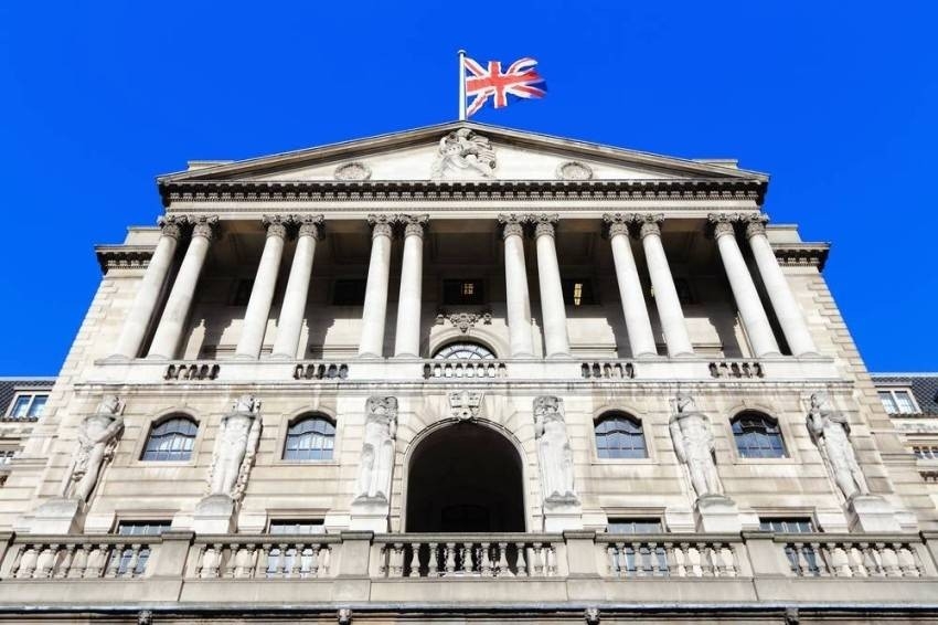 بنك إنجلترا يرفع أسعار الفائدة إلى 2.25% على الرغم من الركود المحتمل