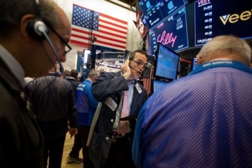 الأسهم الأمريكية تهبط بعد موجة بيع في أسيا
