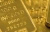 الذهب يتحدى الضغوط وسط مخاطر عالمية تدفع المستثمرين إلى التنويع