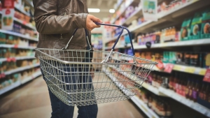 التضخم في بريطانيا يرتفع إلى أسرع وتيرة في ستة أشهر