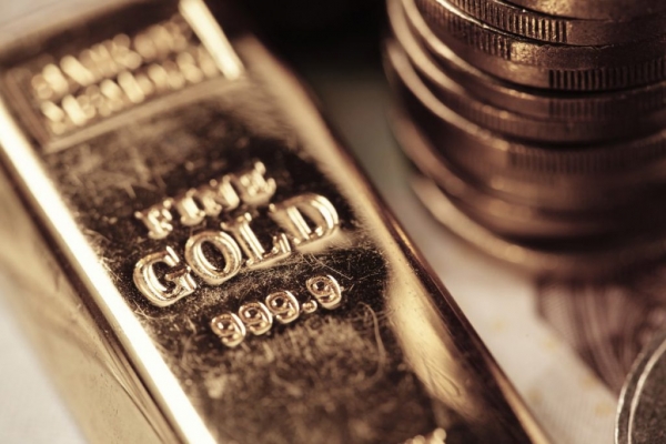 الذهب يستعد لثاني ارتفاع اسبوعي بفعل امال توقف الاحتياطي الفيدرالي التي أضرت الدولار