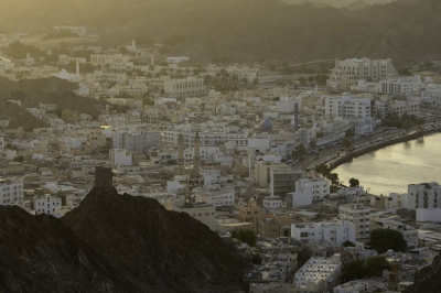 اس اند بي: عمان تحتاج لمساعدة إنقاذ من مجلس التعاون الخليجي لتلبية احتياجاتها التمويلية