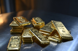 الذهب يرتفع مع تراجع رهانات رفع الاحتياطي الفيدرالي لأسعار الفائدة في أكتوبر