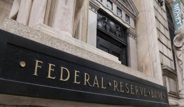 الاحتياطي الفيدرالي سيبقي اسعار الفائدة ثابتة ، لكنه يشير إلى مسار السياسة في اجتماع هذا الاسبوع