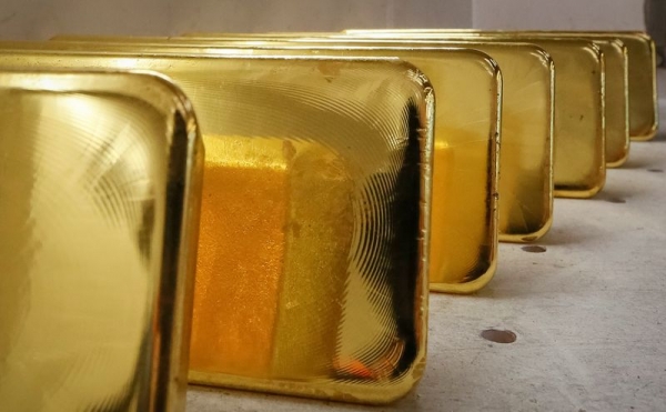 الذهب يستقر مع تقييم الأسواق للتوترات في الشرق الأوسط قبل بيانات التضخم الامريكية